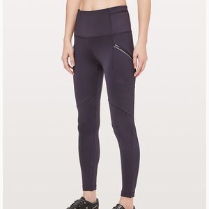 Lululemon toasty tech tight || in cyber